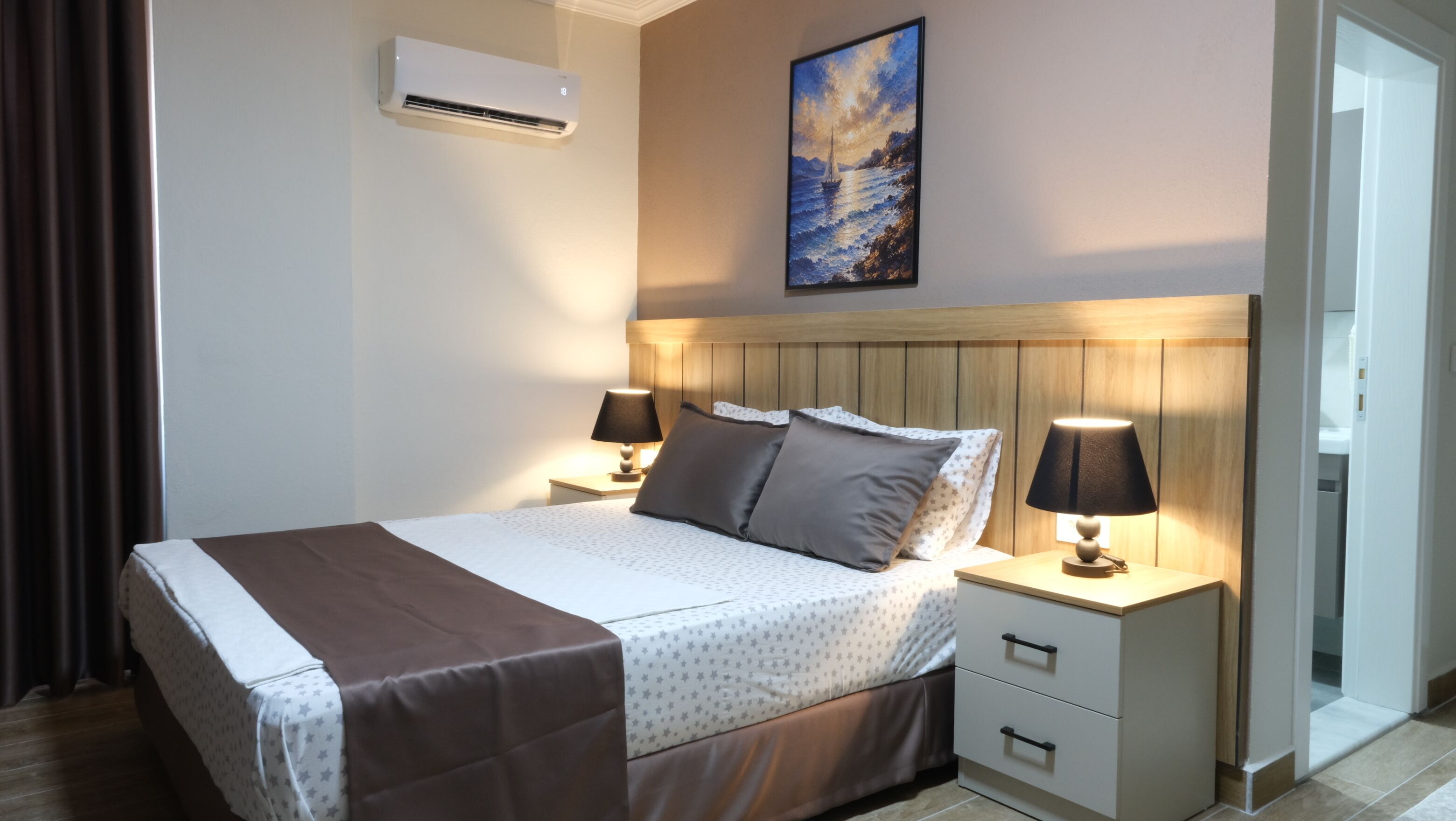 Minibar, desk, laptop workspace, soundproofing