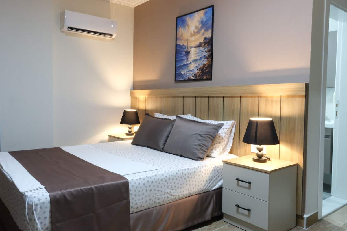 Deluxe Room, Balcony