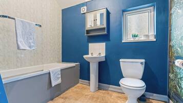 Suihku, hiustenkuivaaja