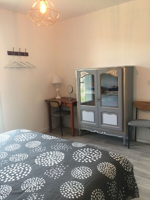 2 Schlafzimmer, Bügeleisen/Bügelbrett, Reisekinderbett, Internetzugang