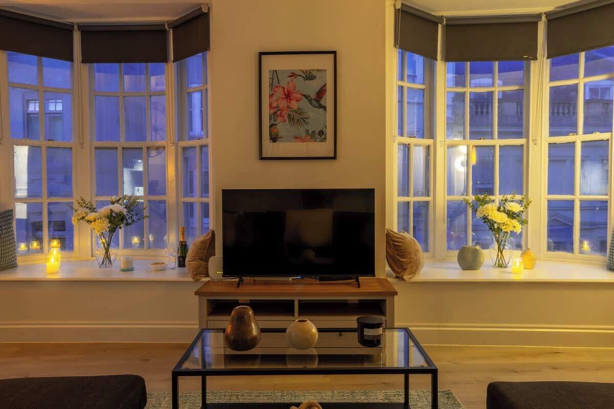 TV