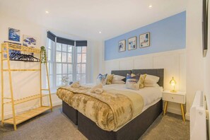 2 bedrooms, iron/ironing board, WiFi, bed sheets - The Brighton Haven in Bartholomews (Brighton and Hove)