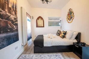 1 chambre, fer et planche à repasser, Wi-Fi, draps fournis