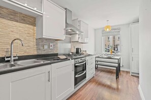 Fridge, microwave, oven, stovetop