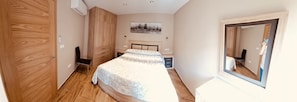 1 chambre, fer et planche à repasser, Wi-Fi, literie fournie