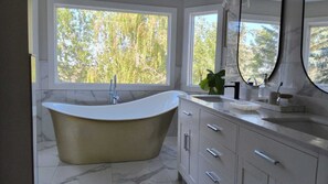 Shower, towels, toilet paper