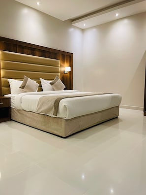 Rom | Strykejern/-brett og wi-fi (inkludert)