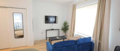 Iron/ironing board, travel cot, WiFi, bed sheets