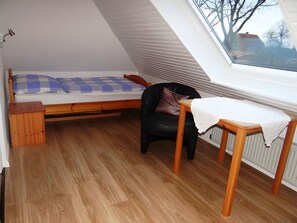 2 室のベッドルーム、WiFi