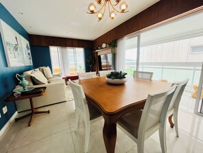 Appartement Deluxe | Salle à manger