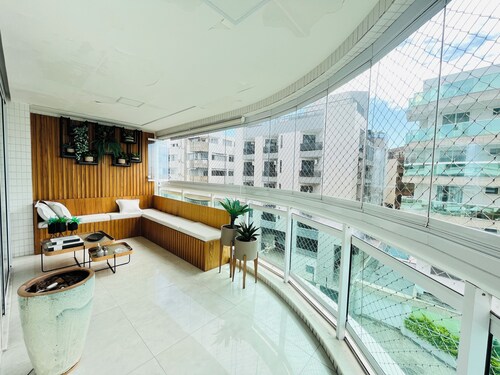 CM 304 - luxo conforto em frente ao mar 