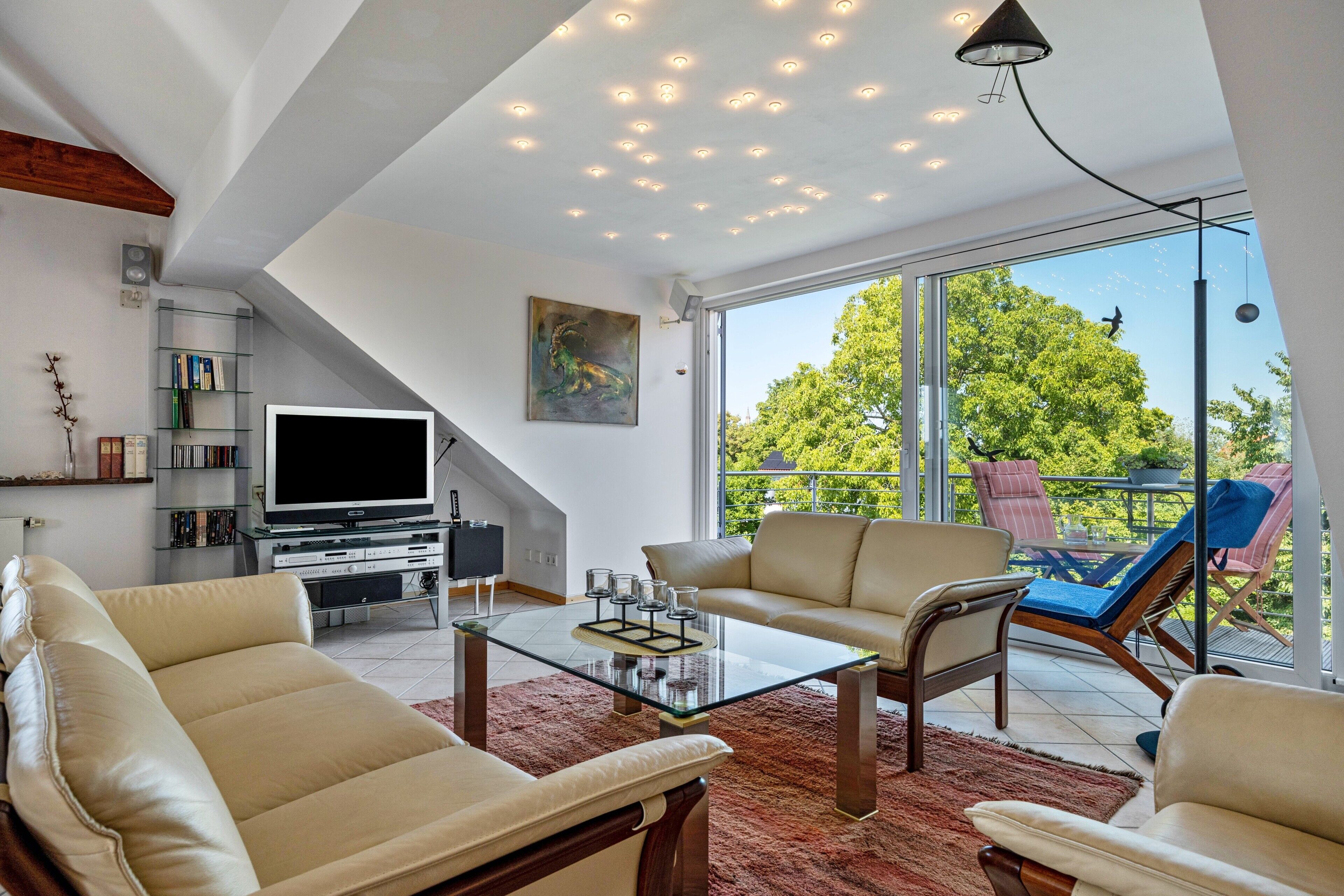 TV, fireplace, DVD player, stereo