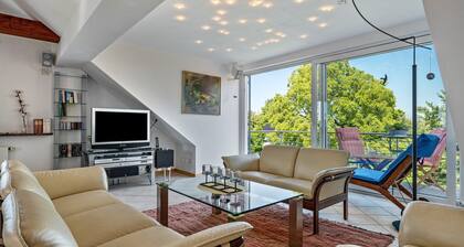 Apartment 'Dachstübchen' mit Balkon