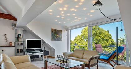 Apartment 'Dachstübchen' with Balcony