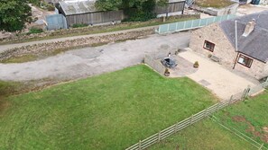 Cottage | Property grounds