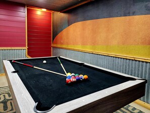 Spielezimmer