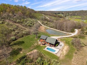 Exterior - Luxury Lodge Sleeps 26︱Pool • Pond • Hot Tub (Logan)