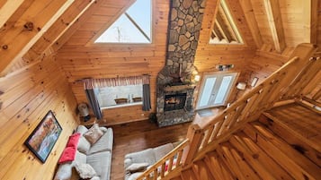 TV, fireplace, offices