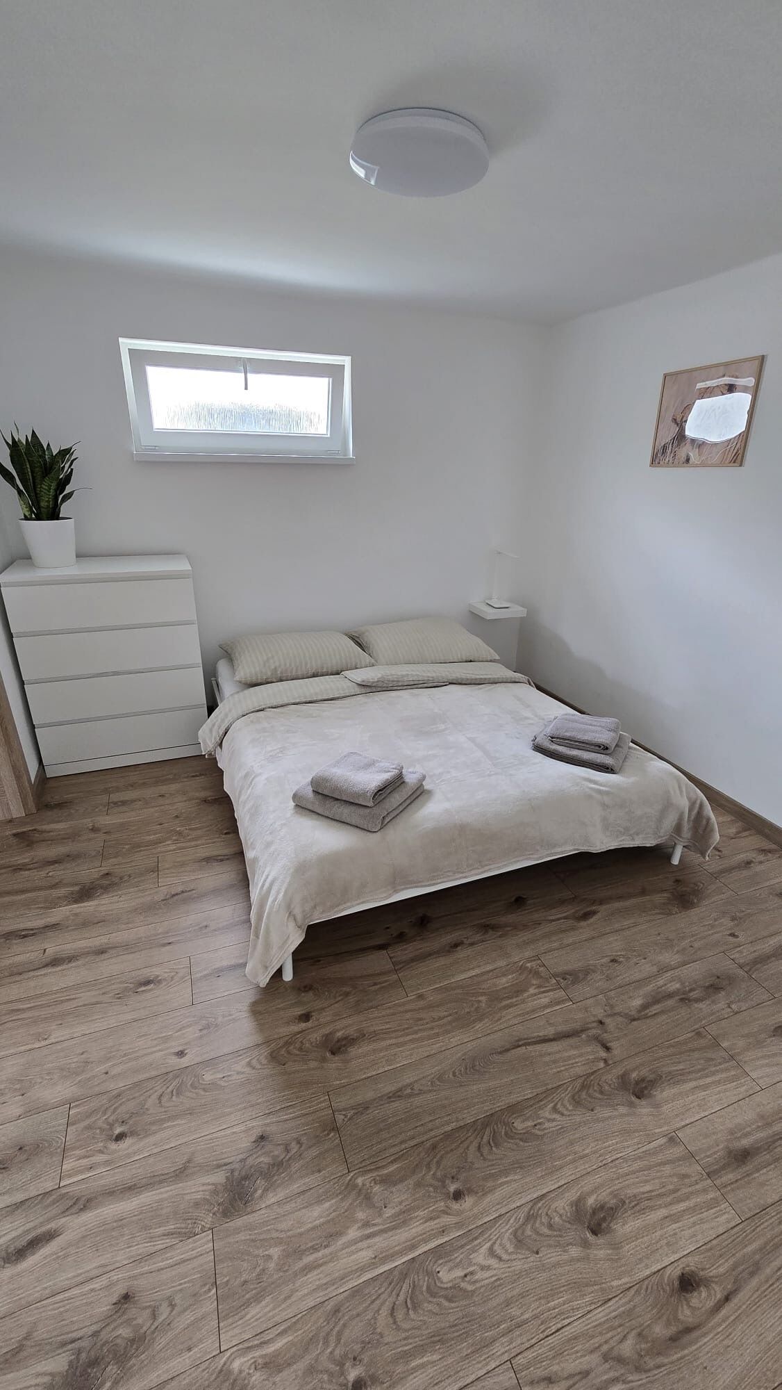 3 多间卧室、熨斗/熨衣板、WiFi