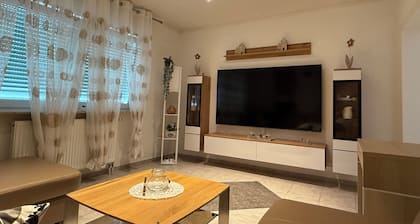 Gemütliche 2 X Zimmer, Küche Bad Wohnung in der Karl Marx Siedlung in Worms EG