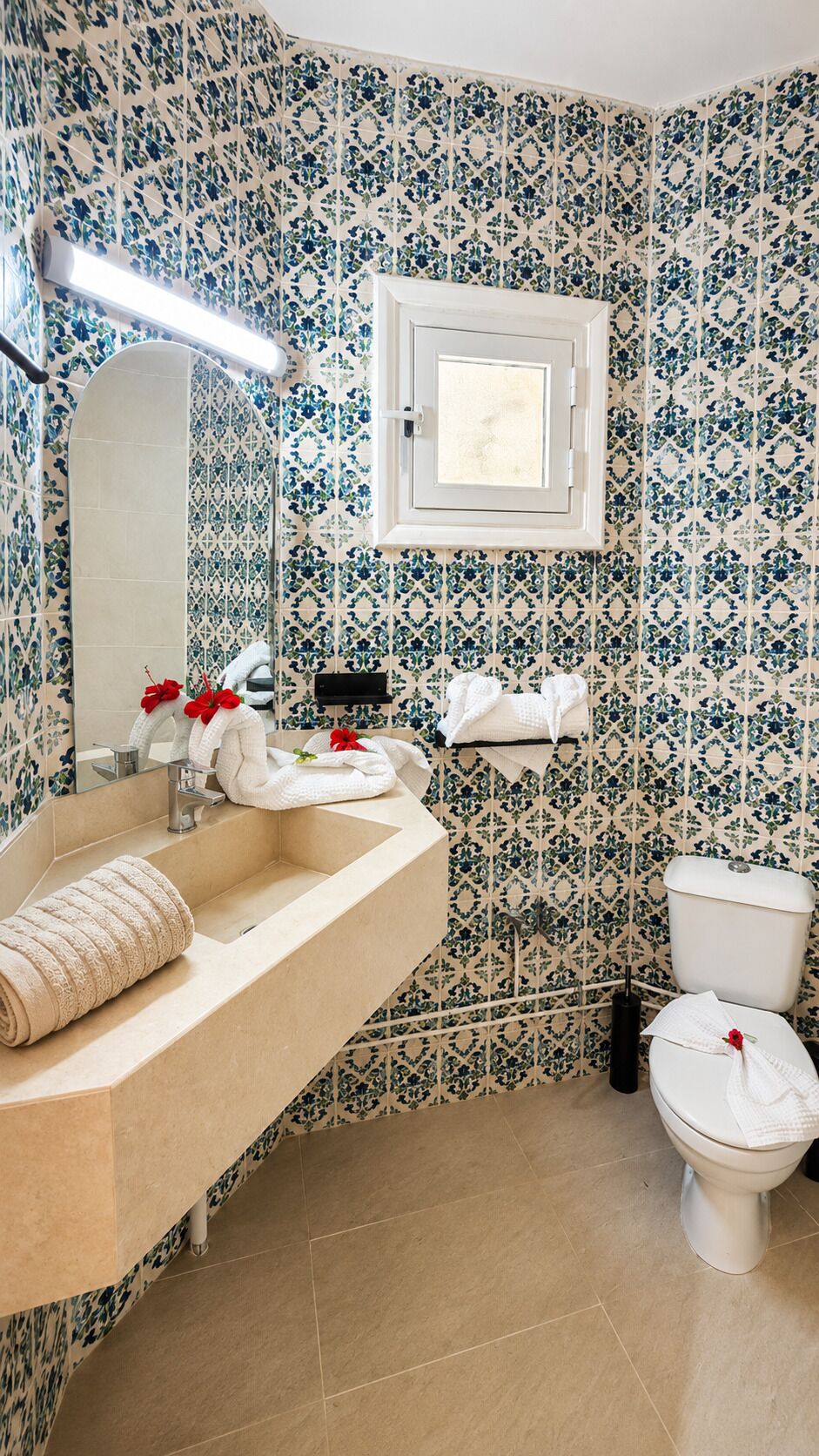 Comfort Double Room, Balcony | Bathroom | Shower, towels, soap, toilet paper
