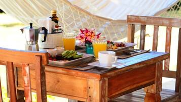 Desayuno completo incluido todos los días