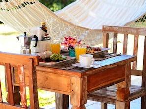 Free daily full breakfast