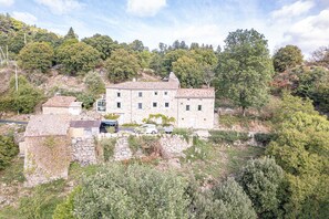 Exterior - Holiday Home 'La Casita' with Mountain View, Private Terrace and Wi-Fi (Beauvène)