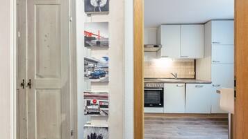 冰箱、烤箱、炉灶、洗碗机