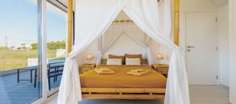 Villa Beach & Friends with ocean view