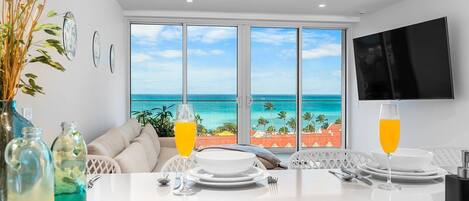 Comfort Condo | In-room dining