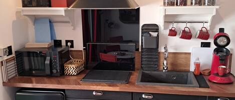 Micro-ondes, plaque de cuisson