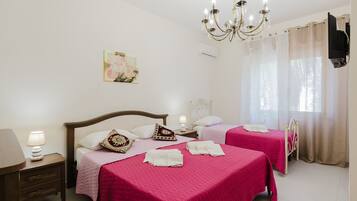 4 Schlafzimmer, Bügeleisen/Bügelbrett, WLAN, Bettwäsche