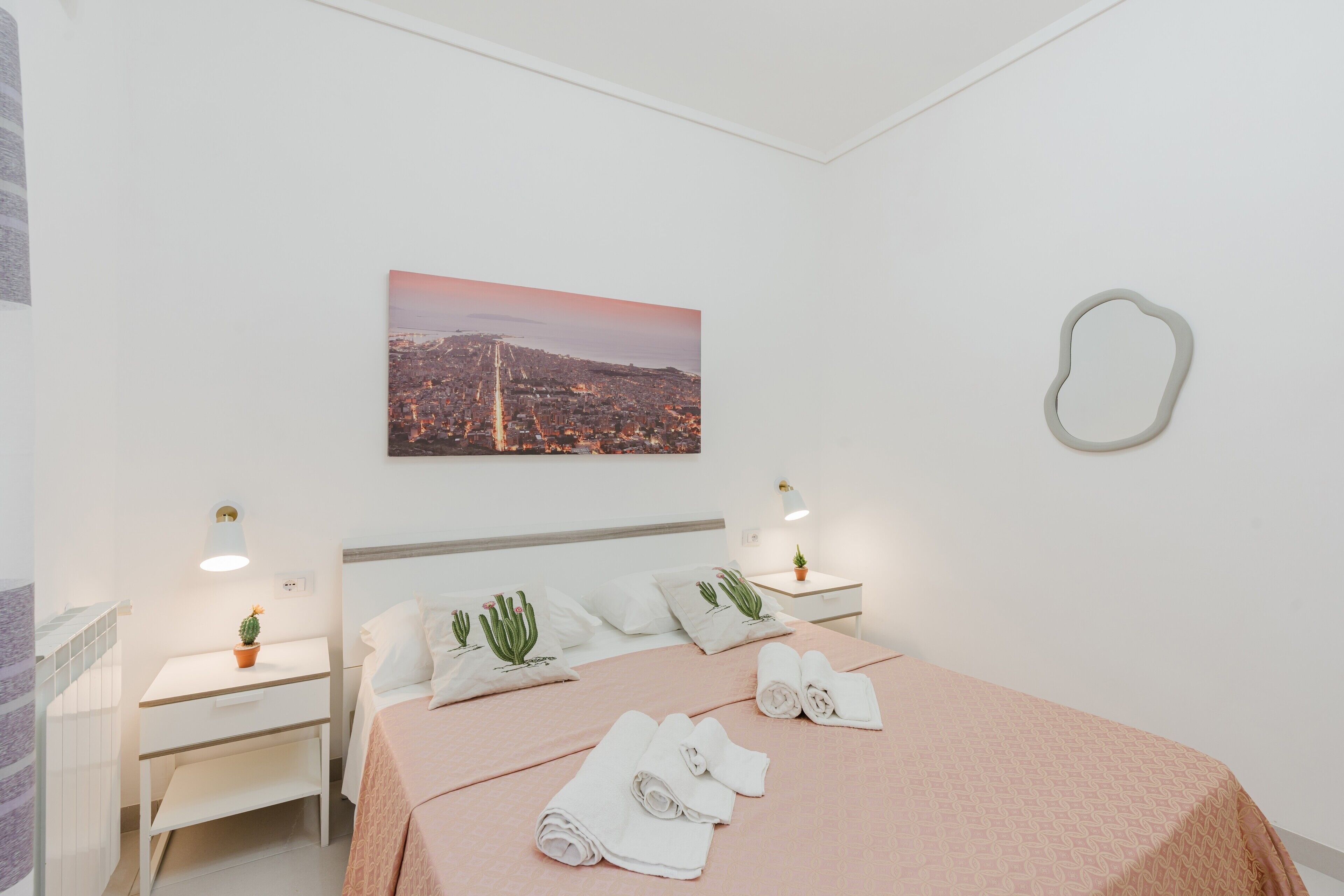 4 chambres, fer et planche à repasser, Wi-Fi, draps fournis