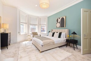 3 bedrooms, WiFi, bed sheets - Classic Edwardian Flat near Emirates (London)