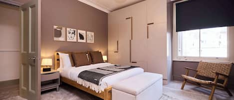 3 bedrooms, WiFi, bed sheets