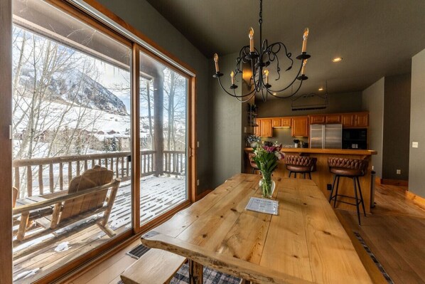 Nicht klassifiziertes Bild, 1 von 84, Schaltfläche