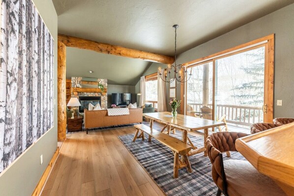 Interior - The Mount Crested Butte Snowmass Chalet (Mt. Crested Butte)