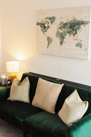 Smart TV, books