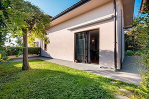 تفاصيل الفندق من الخارج