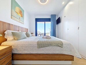 2 habitaciones, tabla de planchar con plancha y wifi gratis 