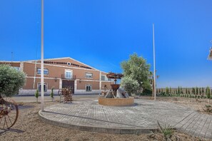 Fachada de la propiedad