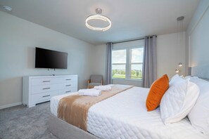 5 bedrooms, iron/ironing board, bed sheets
