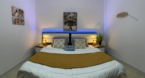 2 chambres, bureau, fer et planche à repasser, Wi-Fi gratuit