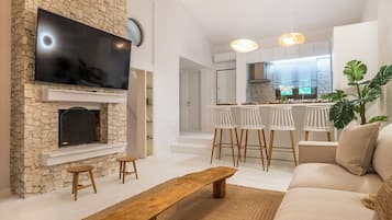 Smart TV, fireplace, table tennis, printers