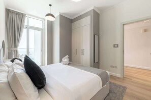 1 bedroom, iron/ironing board, travel crib, WiFi