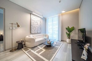 Televisión, oficina