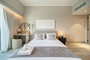 1 bedroom, iron/ironing board, travel crib, WiFi - Airstay | 1BR | Pool Views | Next to Circle Mall (Dubai)