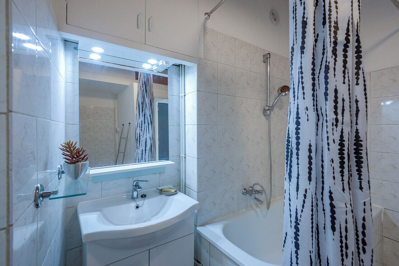 Hair dryer, towels