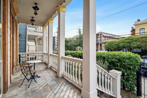 屋外ダイニングエリア